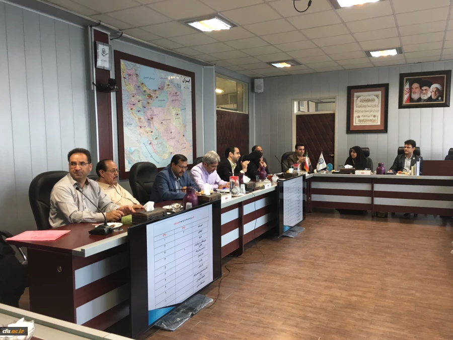 ویژه کارشناسان مشاوره، اموردانشجویی وحراست برگزار شد:

اولین دوره آموزشی پیش گیری از اعتیاد به صورت ویدیو کنفرانسی 6