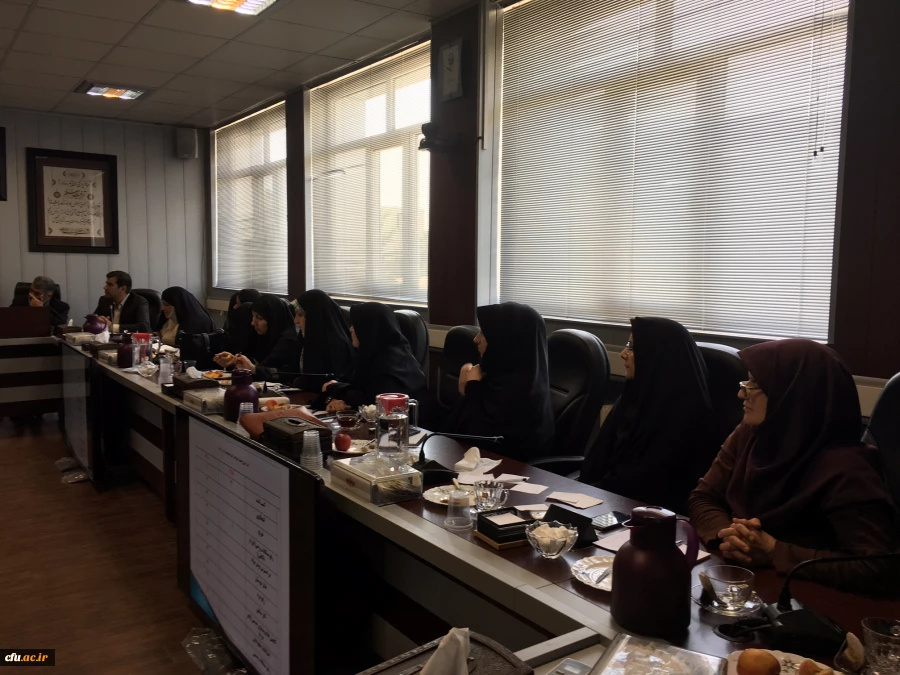 ویژه کارشناسان مشاوره، اموردانشجویی وحراست برگزار شد:

اولین دوره آموزشی پیش گیری از اعتیاد به صورت ویدیو کنفرانسی 7