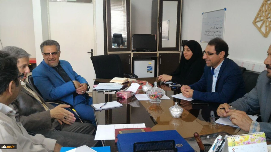 تبیین سیاست ها و برنامه عملیاتی مدیریت بالندگی حرفه ای در سال 96 در تعامل با معاونت های دانشگاه 4