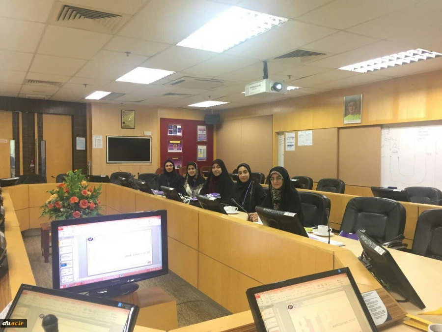 دانشجومعلمان دانشگاه فرهنگیان و کسب تجربه های جدید:

یادداشت های روزانه دانشجو معلمان از سفر به مالزی(یادداشت دوم.قسمت دوم)
 2