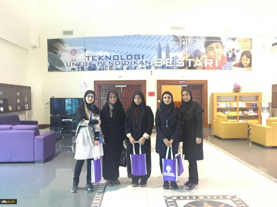 دانشجومعلمان دانشگاه فرهنگیان و کسب تجربه های جدید:

یادداشت های روزانه دانشجو معلمان از سفر به مالزی(یادداشت دوم.قسمت دوم)
 4