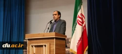 مدیر امور پردیس های استان یزد، نشست مسئولان با مهارت آموزان ماده 28 عنوان کرد:

روحیه پرسشگری، تفکر، خلاقیت و متخلق شدن به فضائل انسانی از ویژگی های معلمی است
 3