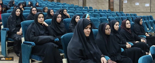 مدیر امور پردیس های استان یزد، نشست مسئولان با مهارت آموزان ماده 28 عنوان کرد:

روحیه پرسشگری، تفکر، خلاقیت و متخلق شدن به فضائل انسانی از ویژگی های معلمی است
 6