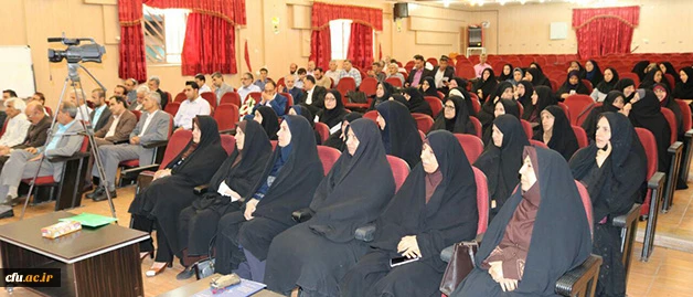 مراسم تکریم و معارفه سرپرست پردیس شهید باهنر شیراز برگزار شد 4