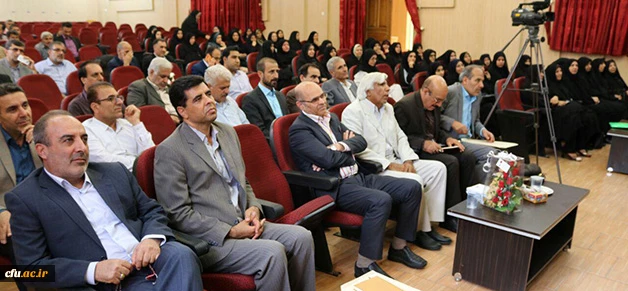 مراسم تکریم و معارفه سرپرست پردیس شهید باهنر شیراز برگزار شد 6