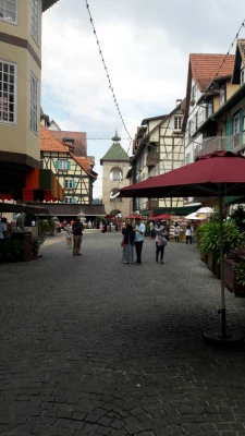 دانشجومعلمان دانشگاه فرهنگیان و کسب تجربه های جدید:

یادداشت های روزانه دانشجو معلمان از سفر به مالزی(یادداشت پنجم) 2