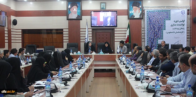 دکتر علی نژاد در نخستین دوره بالندگی کارشناسان دانشجویی عنوان کرد:

شناخت آسیب های اجتماعی میان دانشجویان مهمترین وظیفه رابطان بهداشت است
 2