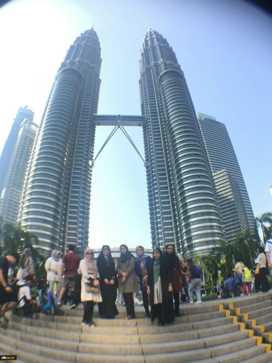 دانشجومعلمان دانشگاه فرهنگیان و کسب تجربه های جدید:

یادداشت های روزانه دانشجو معلمان از سفر به مالزی(یادداشت ششم) 9