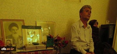 با حضور مسؤولان دانشگاه فرهنگیان اردبیل و بسیج دانشجویی دانشگاه های اردبیل انجام شد:

 دیدار با خانواده ی دانشجومعلم شهید یعقوب مهدی زاده