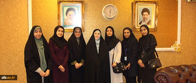 دانشجومعلمان دانشگاه فرهنگیان و کسب تجربه های جدید:

یادداشت های روزانه دانشجو معلمان از سفر به مالزی(یادداشت هفتم_ بخش  دوم) 2