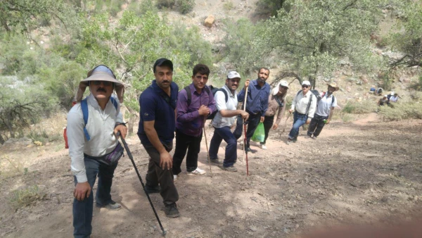 در شهر زیبا و توریستی سی سخت برگزار شد:

کوهنوردی کارکنان دانشگاه فرهنگیان استان کهگیلویه و بویر احمد در کوه دنا

 5