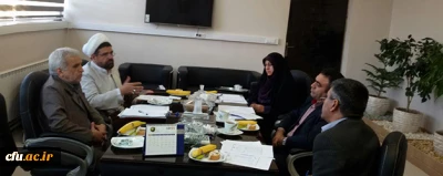 با حضور دکتر عروف زاد  برگزار شد:

نشست ترویج و توسعه ی فرهنگ اقامه نماز در اصفهان