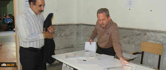 در ساختمان شهید رجائی برگزار شد:

مراسم تجلیل از مدیران مدارس میزبان کارورزی دانشجو معلمان 6