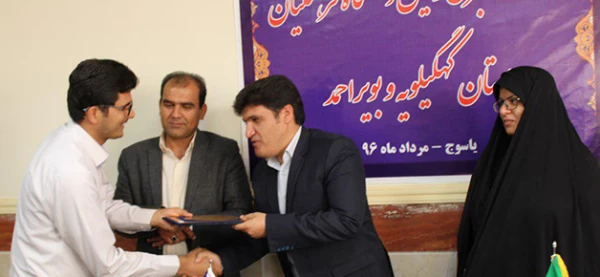 دکتر نوروز هاشمی در جمع خبرنگاران با بیان این که دانشگاه فرهنگیان میراث دار تربیت معلم است 8