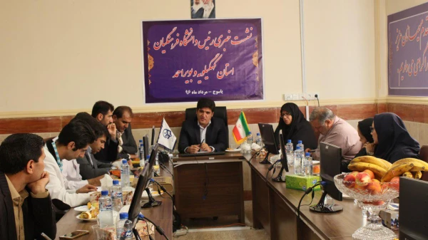 دکتر نوروز هاشمی در جمع خبرنگاران با بیان این که دانشگاه فرهنگیان میراث دار تربیت معلم است 10