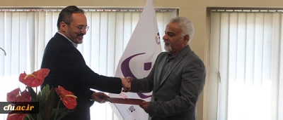 سرپرست دانشگاه فرهنگیان در بازدید از موسسه ایران به مناسبت روز خبرنگار:

روزنامه ایران با بکارگیری عوامل حرفه ای و رعایت اصول علم رسانه به لحاظ جذب مخاطب کیفی پیشرو است