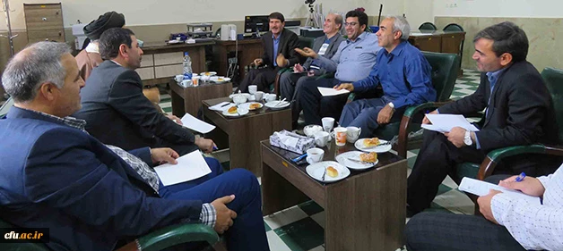 در اولین جلسه شورای هم اندیشی اساتید دانشگاه فرهنگیان آذربایجان شرقی تاکید شد:

ایجاد بستر اظهارنظر و نقد اندیشه ها و بهره مندی از افکار و تجارب اساتید
 2