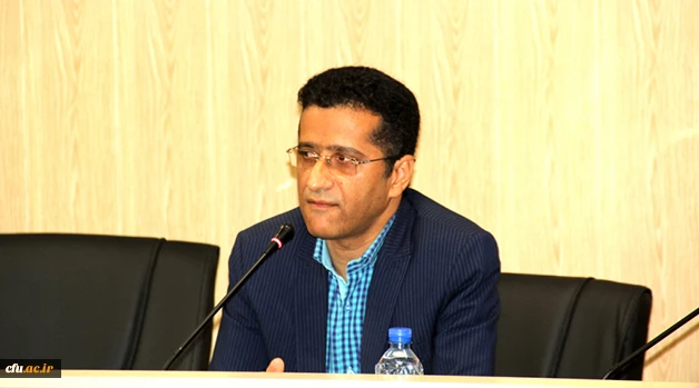 در نشست خبری مدیر امور پردیس های استان هرمزگان در گرامیداشت روز خبرنگار:

دانشگاه فرهنگیان برای معرفی خود به آحاد جامعه نیازمند یاری اصحاب رسانه و خبر است 2