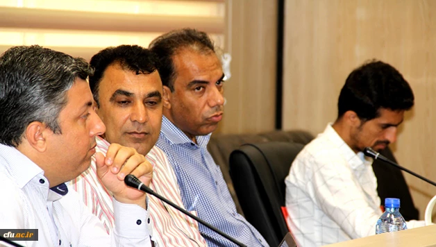 در نشست خبری مدیر امور پردیس های استان هرمزگان در گرامیداشت روز خبرنگار:

دانشگاه فرهنگیان برای معرفی خود به آحاد جامعه نیازمند یاری اصحاب رسانه و خبر است 4