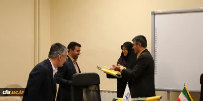 دکتر عروف زاد سرپرست مدیریت امور پردیس های استان اصفهان در جمع خبرنگاران عنوان کرد:

اصحاب رسانه می توانند با تبادل اندیشه، نگاه نقادانه و نظارت رسانه ای خود عملکرد دستگاه های مختلف را ارتقا ببخشند