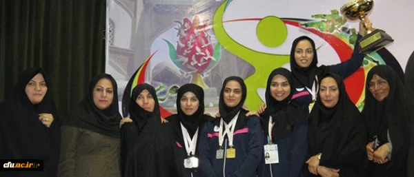 در اراک برگزار شد:

مراسم اختتامیه رشته تنیس روی میز بیست و سومین المپیاد ورزش دانشجو معلمان 2