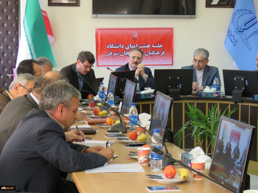 سرپرست دانشگاه در جشن فارغ التحصیلی دانشجو معلمان آذربایجان شرقی:

 معلم شدن خلقی دیگر و تولدی تازه است 17