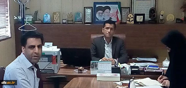 مدیر استانی  هرمزگان در نشست شورای پژوهشی مدیریت استانی عنوان کرد:

با انجام طرح های پژوهشی کارفرمایی، برگزاری همایش های علمی و حمایت از فعالیت های پژوهشی استادان در سال 96، شاخص های پژوهشی ارتقا می یابد
 2