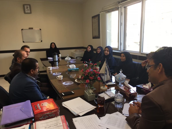 به مناسبت بزرگداشت روز پزشک انجام شد:

حضور صمیمانه همکاران سازمان مرکزی در اداره بهداشت 2