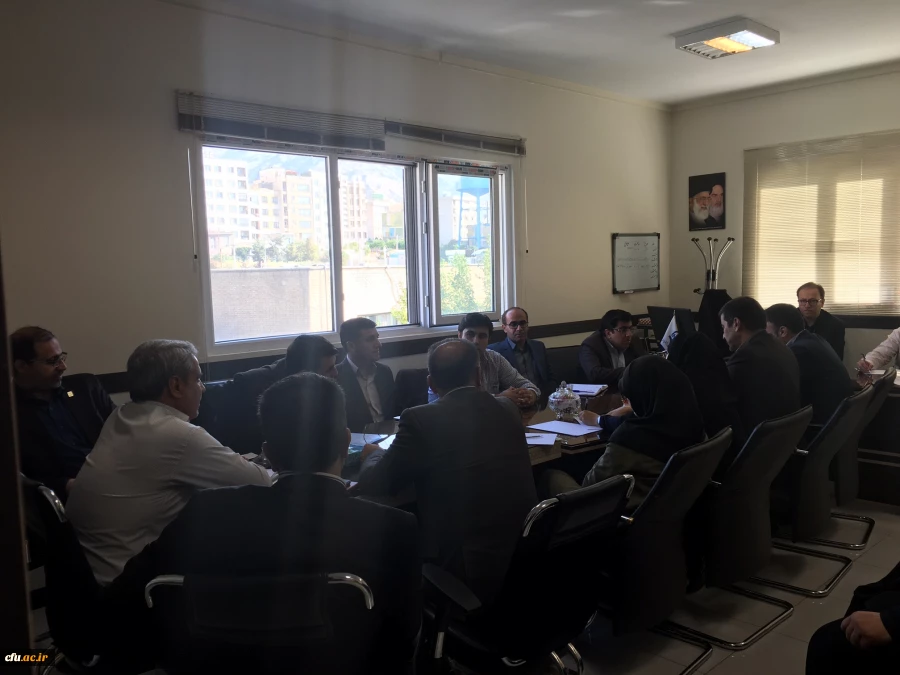 نشست مشترک اعضای کارگروه های "سیستم جامع اتوماسیون تغذیه" و "گیت تردد" با حضور نمایندگان و مسؤولان ستاد و صف در دفتر اداره کل دانشجویی برگزار شد 4