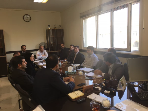 نشست مشترک اعضای کارگروه های "سیستم جامع اتوماسیون تغذیه" و "گیت تردد" با حضور نمایندگان و مسؤولان ستاد و صف در دفتر اداره کل دانشجویی برگزار شد 5