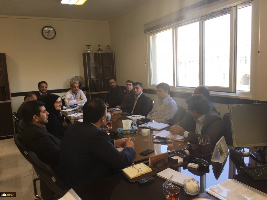 نشست مشترک اعضای کارگروه های "سیستم جامع اتوماسیون تغذیه" و "گیت تردد" با حضور نمایندگان و مسؤولان ستاد و صف در دفتر اداره کل دانشجویی برگزار شد 5