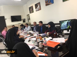 با حضور دکتر علی نژاد انجام شد:


جلسه بررسی طرح اندیشکده (اتاق فکر) 5