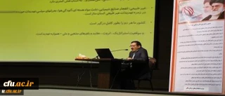 دکتر خاکی در نشست مشترک قطب های سراسر کشور دفتر مرکزی حراست دانشگاه تاکید کرد:

 مسئولیت مهم حراست، حفاظت از دانشجومعلمان به عنوان سرمایه های ملی