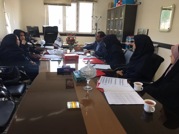 پیرو تفاهم نامه منعقد شده با وزارت بهداشت و درمان انجام گرفت:

جلسه هماهنگی با وزارت بهداشت و درمان به منظور بهره گیری از خدمات بهداشتی و درمانی 3