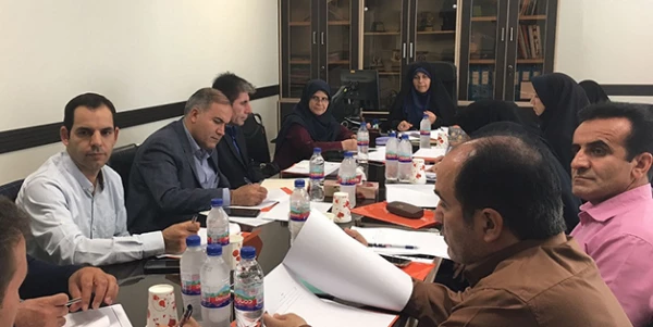 با حضور دکتر علی نژاد انجام شد:

جلسه بررسی طرح اندیشکده (اتاق فکر) 2