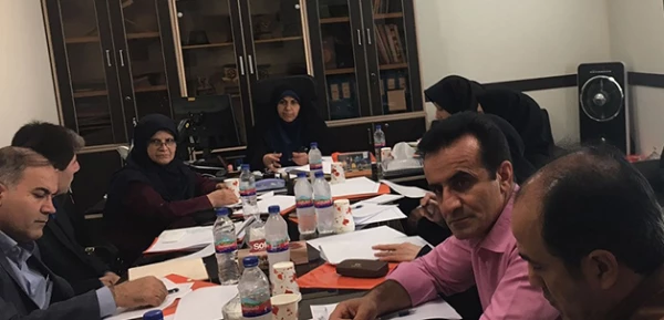 با حضور دکتر علی نژاد انجام شد:

جلسه بررسی طرح اندیشکده (اتاق فکر) 4