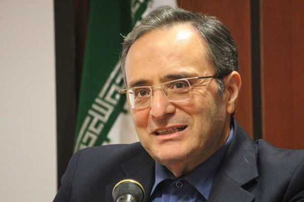 سرپرست دانشگاه فرهنگیان در نشست کشوری دبیران هم اندیشی پردیس های استانی دانشگاه های فرهنگی  تاکید کرد:

رابطان هم اندیشی؛ مروج لوازم حیات فکری و پویایی فکری و گفت و گو در دانشگاه 3