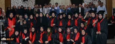 حاشیه های جشن دانش­ آموختگی پردیس زینبیه شهرستانهای استان تهران:

وقتی تلخی خداحافظی با شیرینی آغاز تجربه ی معلمی در هم می­آمیزد...