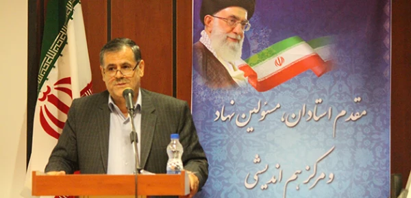 دکتر ساکی در دوره آموزشی و نشست کشوری دبیران و رابطان هم اندیشی: 

برای تولید فکر جلسات هم اندیشی باید منجر به ایجاد چالش و تنش خلاق شود 3