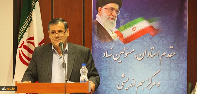 دکتر ساکی در دوره آموزشی و نشست کشوری دبیران و رابطان هم اندیشی: 

برای تولید فکر جلسات هم اندیشی باید منجر به ایجاد چالش و تنش خلاق شود 3