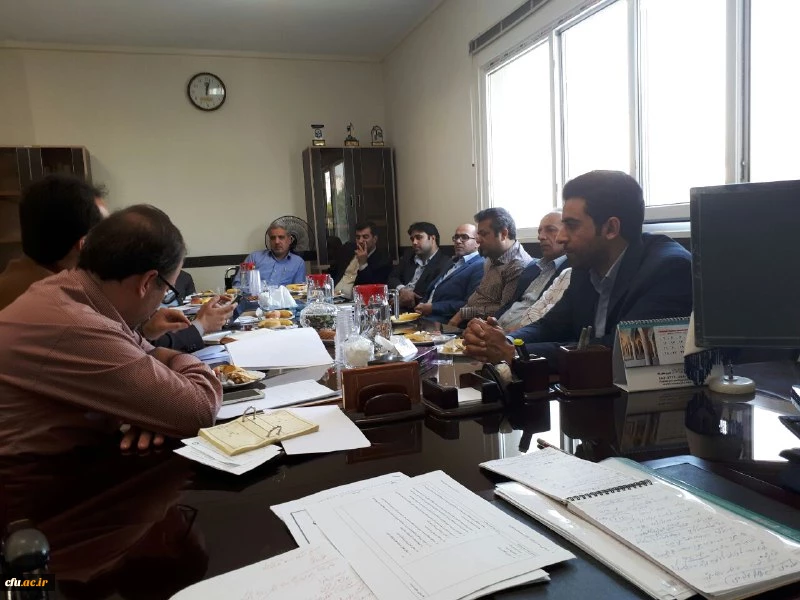 با حضور نمایندگان و مسؤولان ستاد و صف برگزار گردید:

دومین نشست مشترک اعضای کارگروه های "سیستم جامع اتوماسیون تغذیه" و "گیت تردد" 8