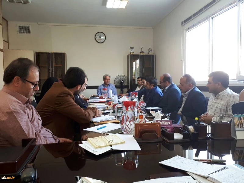 با حضور نمایندگان و مسؤولان ستاد و صف برگزار گردید:

دومین نشست مشترک اعضای کارگروه های "سیستم جامع اتوماسیون تغذیه" و "گیت تردد" 9