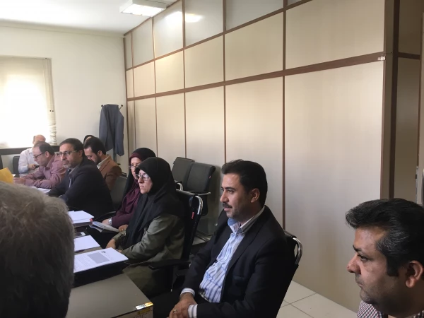 با حضور نمایندگان و مسؤولان ستاد و صف برگزار گردید:

دومین نشست مشترک اعضای کارگروه های "سیستم جامع اتوماسیون تغذیه" و "گیت تردد" 8