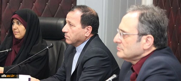 دکتر علی نژاد در نشست تقدیراز دست اندرکاران بیست وسومین المپیاد ورزشی دانشگاه:

ایجاد شور، نشاط و شتاب در امر ورزش؛ یکی از برنامه های اولویت دار معاونت دانشجویی است 2