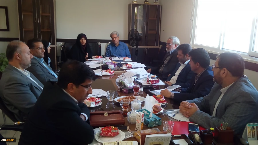 جلسه تدوین «شیوه نامه جدید وصول هزینه های شبانه روزی در سال تحصیلی 1397-1396» برگزار شد 2