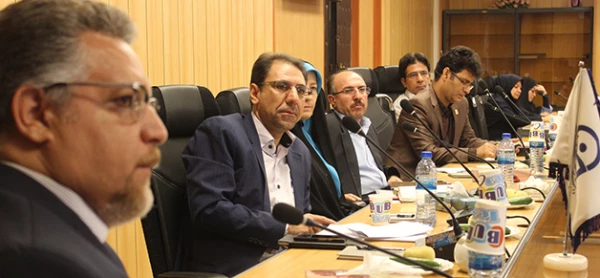 سرپرست دانشگاه در نشست ارزیابی برنامه عملکرد سال 96 عنوان کرد:

برنامه محوری از لوازم پایه و بنیادی رسیدن به چشم انداز است 2