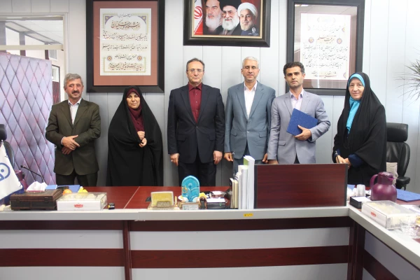 دکتر مهرمحمدی در جلسه انعقاد تفاهم نامه بین دانشگاه فرهنگیان و فدراسیون ورزش همگانی و تقدیر از دست اندرکاران المپیاد ورزشی:

به جشنواره ها و المپیادها، به عنوان متن و بخشی از برنامه نگاه کنیم 10