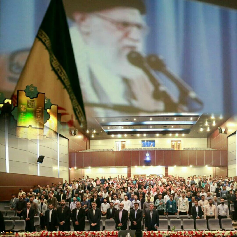 همزمان با عید سعید غدیر و با اعلام اسامی نفرات برتر برگزار شد:

اختتامیه بیست و هفتمین جشنواره فرهنگی اجتماعی دانشگاه فرهنگیان 7