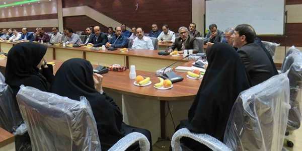 دکتر بدری در جلسه شورای اداری تاکید کرد:

برنامه محوری و کسب رضایت حداکثری دانشجو معلمان در کلیه فعالیت ها
 2