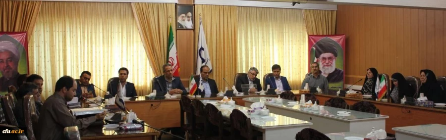 ابراهیمی مدیر کل نظارت، ارزیابی و تعالی سازمانی دانشگاه در جلسه با مسئولان مدیریت امور پردیس های استان همدان:
کنترل، نگاه ارزیابانه، پایش مستمر و تضمین کیفیت از ویژگی های  معاونت نظارت است 2